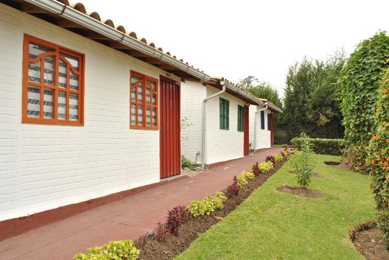 Hosteria Rosa Blanca Puembo Exterior foto